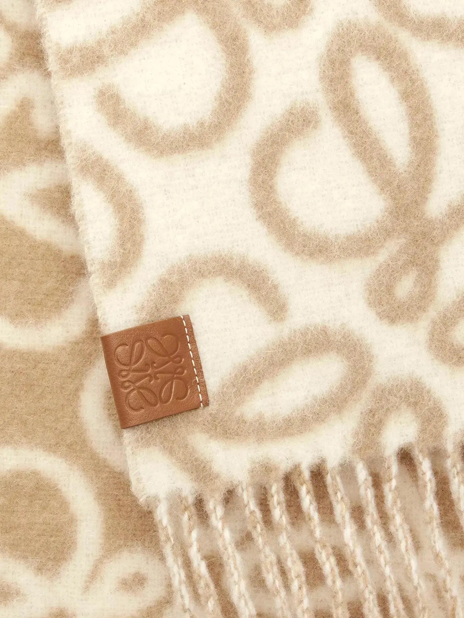 Women's Anagram-patch wool and alpaca-blend scarf Loewe